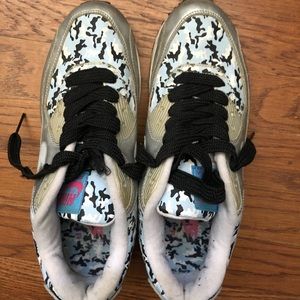 Nike shoes air max 90 and air Jordan’s